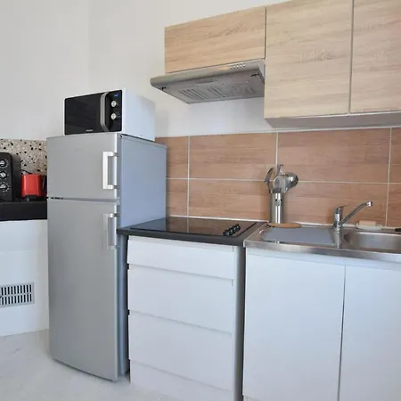 2 Bedroom Cozy In Apartmán