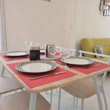 Apartmán 2 Bedroom Cozy In Mers-les-Bains