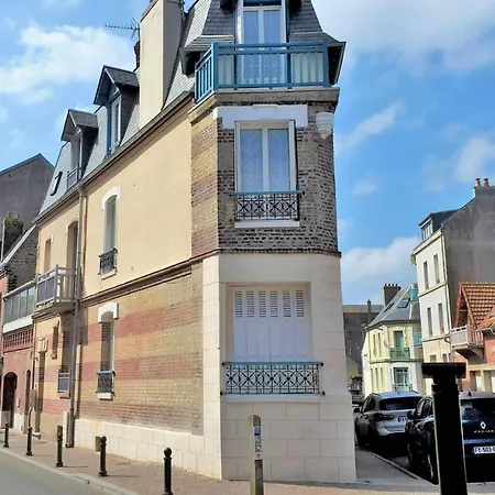 2 Bedroom Cozy In * Mers-les-Bains